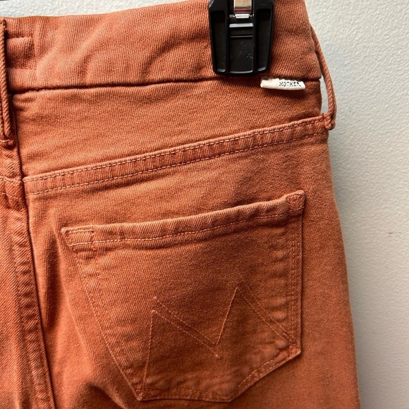 MOTHER The Looker Fray Ankle Jean - Picture 3 of 7